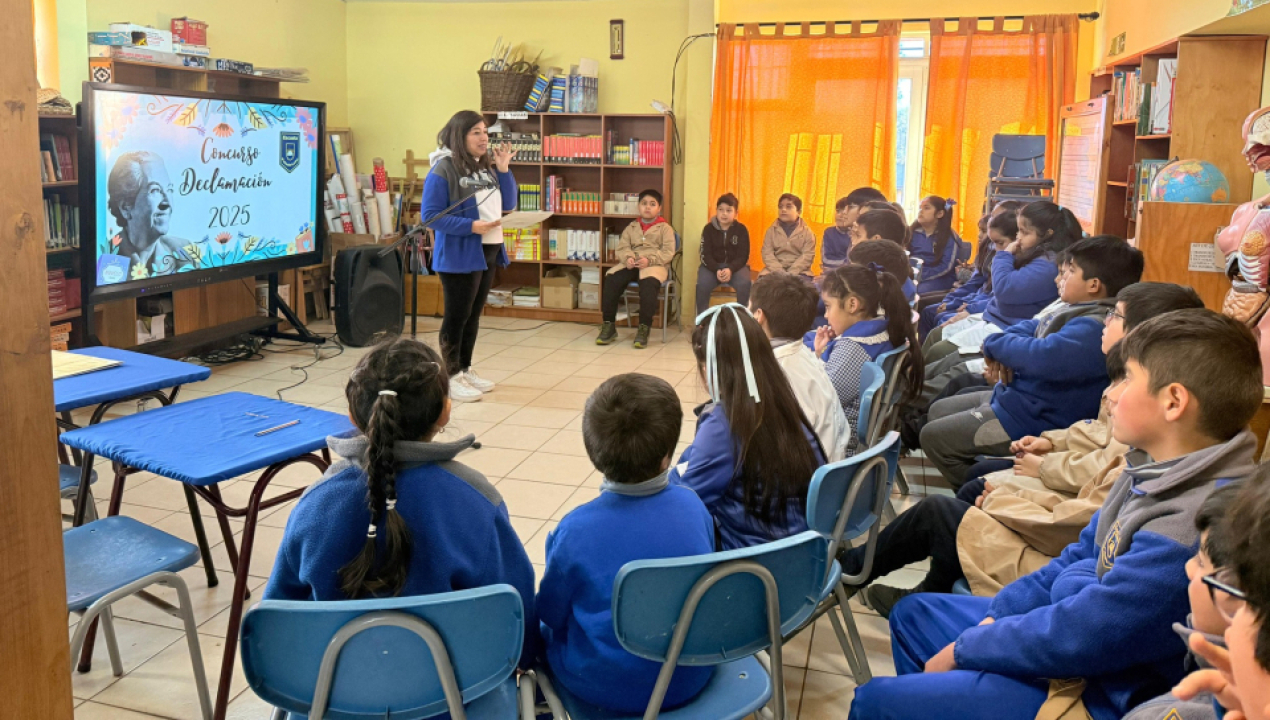 /concurso-de-declamacion-escolar-rindio-homenaje-a-gabriela-mistral-a-80