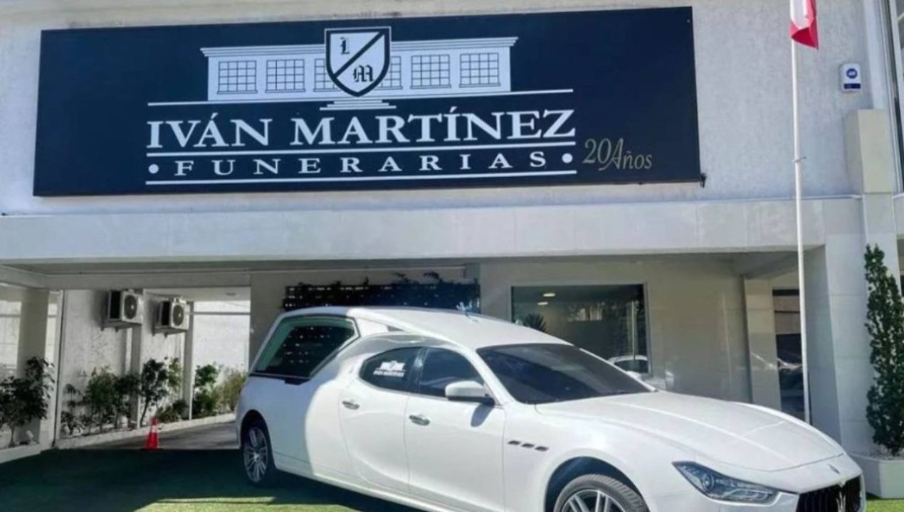 /detienen-a-dueno-de-las-funerarias-ivan-martinez-por-porte-de-arma-de-fuego