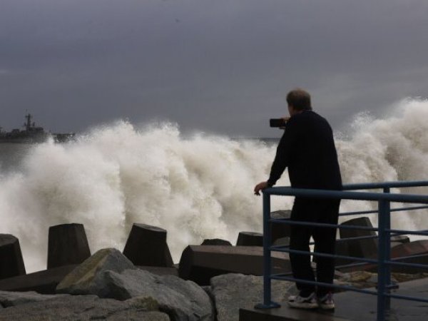 Emiten aviso de marejadas para gran parte del litoral entre el viernes y domingo