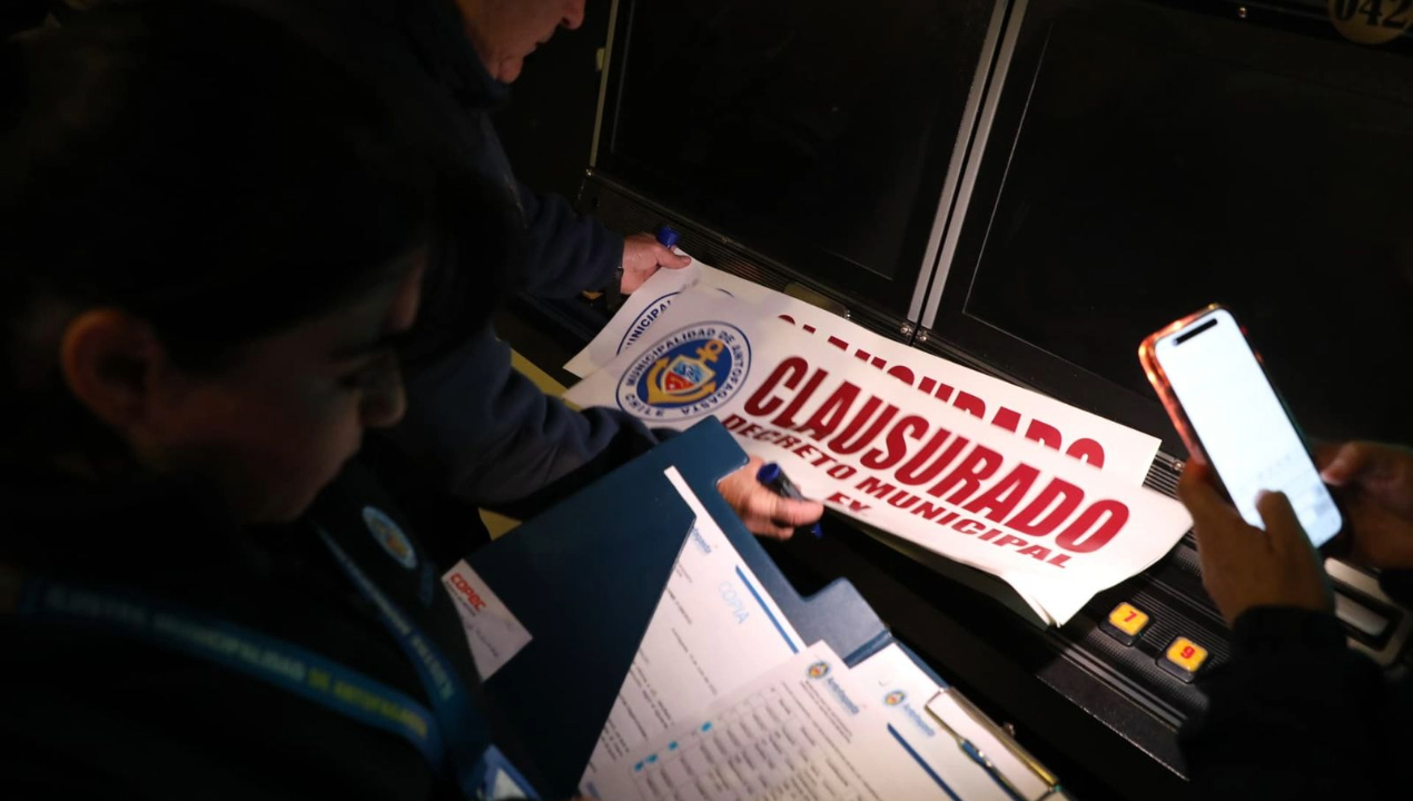 /clausuran-un-nuevo-casino-ilegal-con-mas-de-cien-tragamonedas-en-el-centro